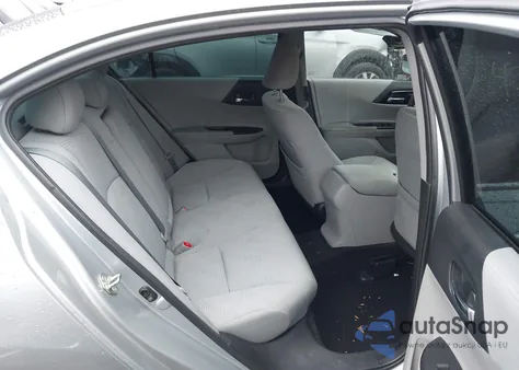 2017 Honda Accord Lx z USA, uszkodzony, nr VIN 1HGCR2F32HA234518